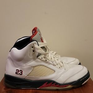 Best 25+ Deals for Mens Jordan Retro 23 Shoes | Poshmark